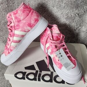 BRAND NEW PINK SKATEBOARD PLATFORM ADIDAS!!